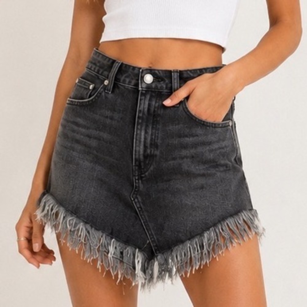 We The Free Free People Bailey Black Frayed Denim Mini Skirt Size 28 Raw
